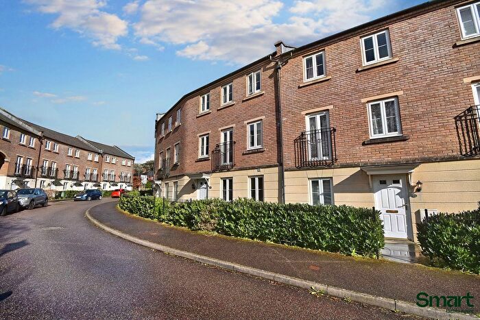 4 Bedroom Town House For Sale In Fleming Way, Exeter, EX2