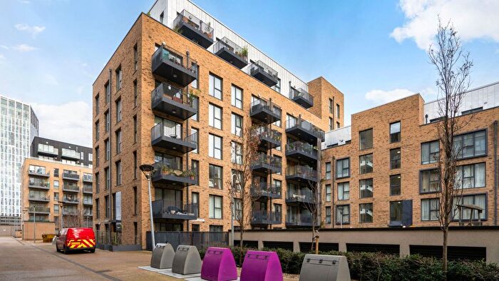 1 Bedroom Flat For Sale In Bolinder Way, London, E3