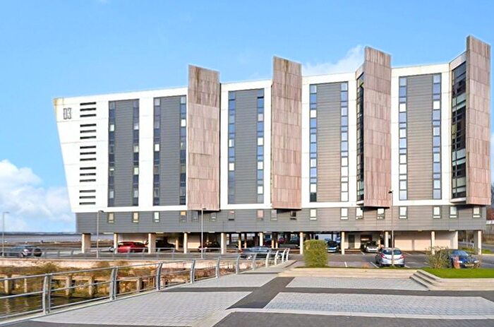 1 Bedroom Flat For Sale In The Decks, Runcorn, WA7