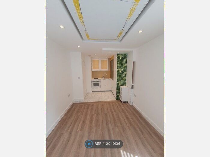 1 Bedroom Flat To Rent In South Woodham Ferrers, Chelmsford, CM3