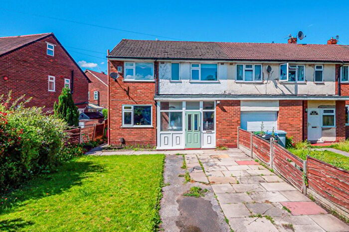 3 Bedroom End Of Terrace House For Sale In Irlam Road, Flixton, Manchester, M41
