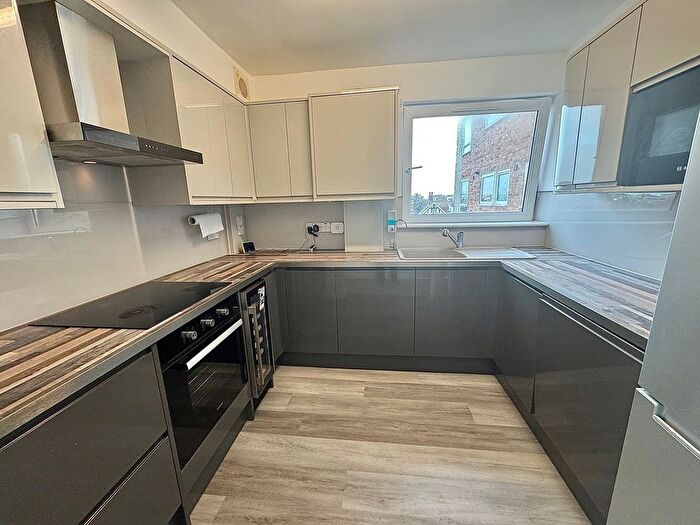 2 Bedroom Flat To Rent In Westbrooke Court, Worthing, BN11
