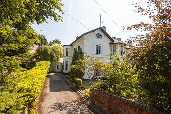6 Bedroom End Terrace House For Sale In Vicarage Lane, Bowdon, Altrincham, WA14