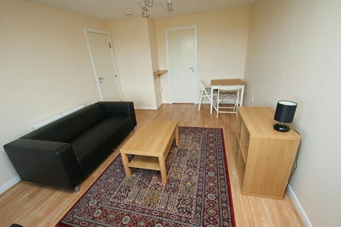 2 Bedroom Flat To Rent In Great Northern Road, Flat J, AB24
