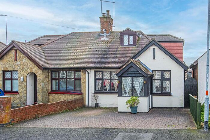 2 Bedroom Semi Detached House For Sale In Stanton Avenue, Northampton, NN3