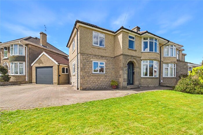 4 Bedroom Semi Detached House For Sale In Northern Road, Rodbourne Cheney, Swindon, SN2