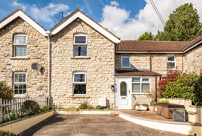 2 Bedroom Cottage For Sale In Waldegrave Terrace, Radstock, Somerset, BA3