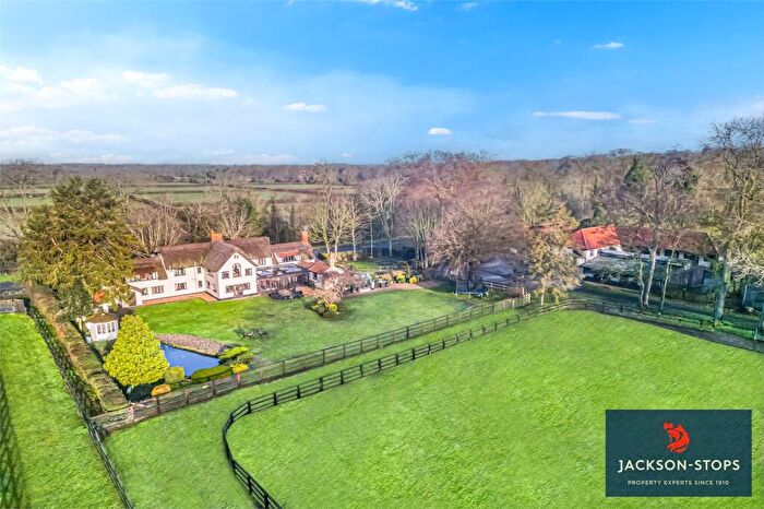 4 Bedroom Equestrian Facility For Sale In London Road, Newmarket, Suffolk, CB8