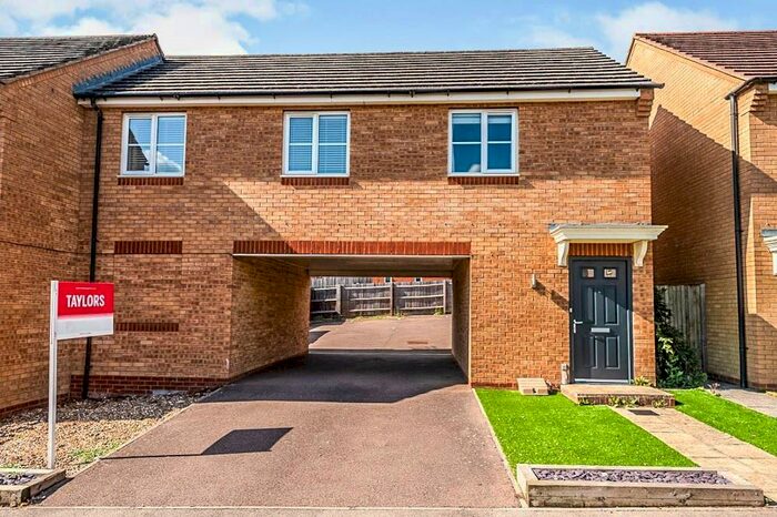 3 Bedroom Maisonette To Rent In Johnson Drive, Leighton Buzzard, LU7