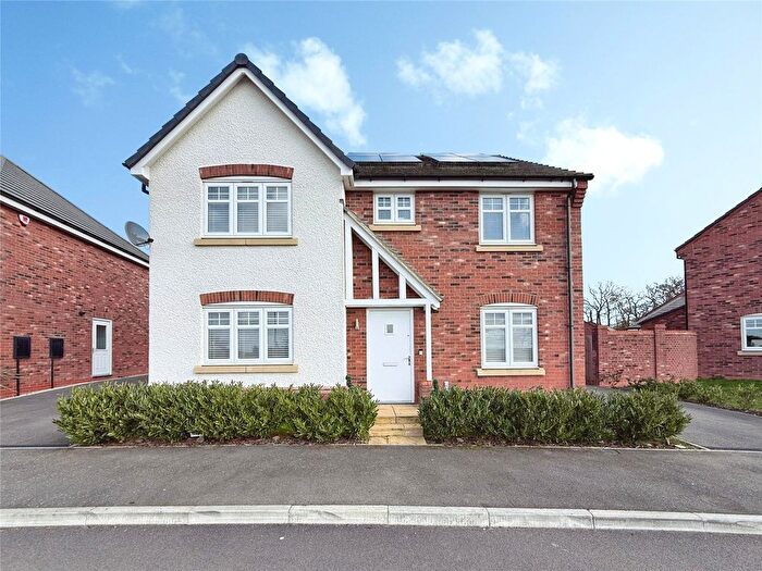 4 Bedroom Detached House For Sale In Upper Oaks Drive, Great Glen, Leicester, LE8