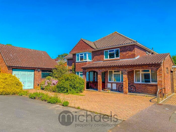 5 Bedroom Detached House To Rent In Lexden Court, Lexden, Colchester, CO3