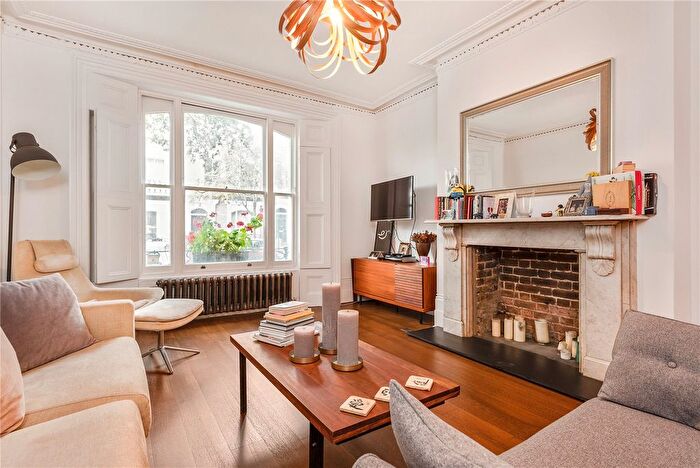 1 Bedroom Flat To Rent In Huntingdon Street, Barnsbury, Islington, London, N1