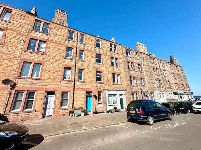 2 Bedroom Flat To Rent In Kings Road, Portobello, Edinburgh, EH15