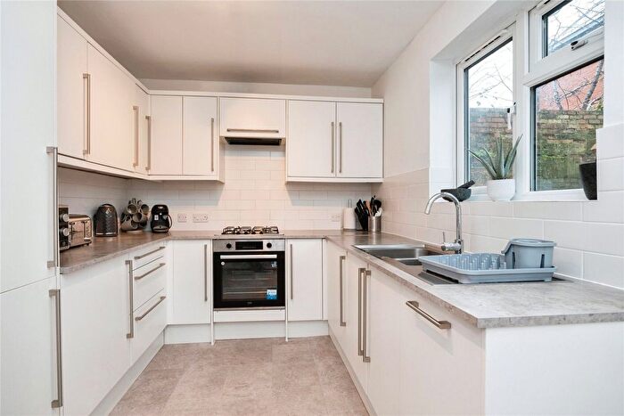 3 Bedroom End Of Terrace House For Sale In Culverden Square, Tunbridge Wells, Kent, TN4