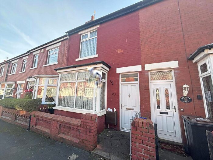 2 Bedroom House For Sale In Larbreck Avenue, Blackpool, FY3