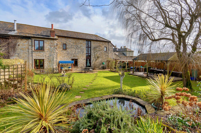 4 Bedroom End Of Terrace House For Sale In The Old Threshing Mill, Hedge Lane, Pylle, BA4