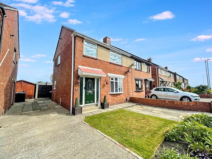 3 Bedroom Semi-Detached House For Sale In Cedar Grove, Whitburn, Sunderland, SR6