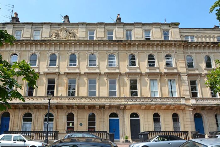 3 Bedroom Flat For Sale In Victoria Square, Clifton, Bristol, BS8