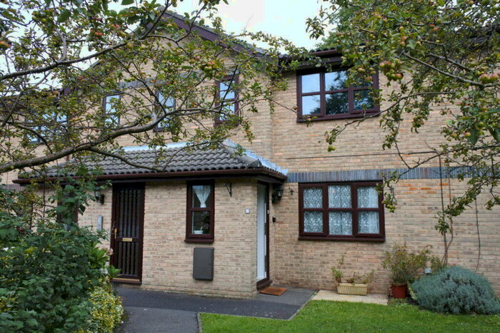 2 Bedroom Flat To Rent In Clifton Gardens, Clifton Road, Regents Park, SO15