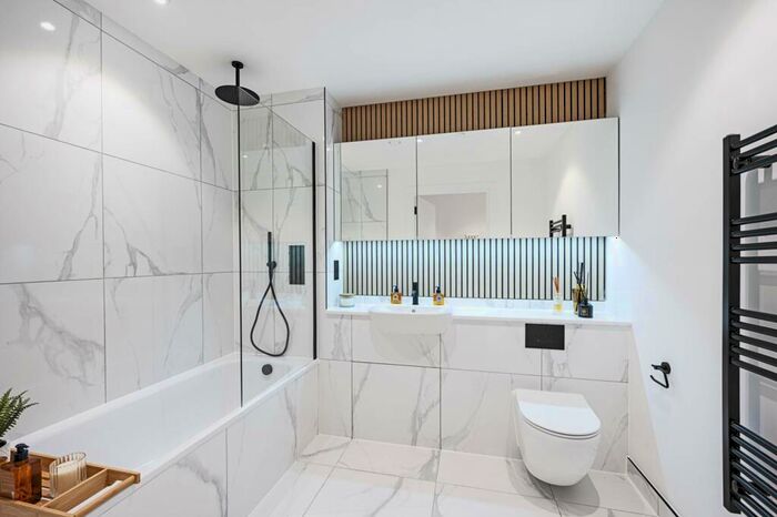 2 Bedroom Flat To Rent In Icon Heights, Wood Green, London, N22