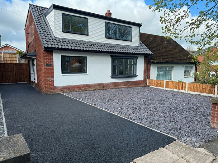 4 Bedroom Property To Rent In Collingwood Road, Chorley, PR7