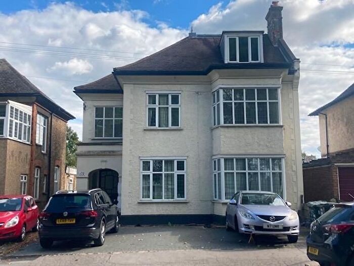 Studio To Rent In Woodside Green, South Norwood, SE25