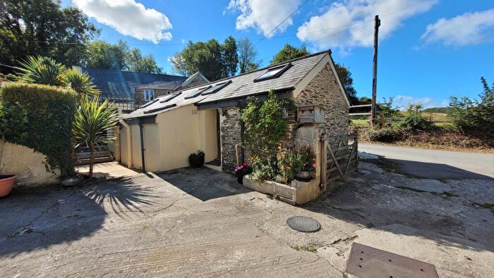 2 Bedroom Barn Conversion To Rent In Penrose, PL27