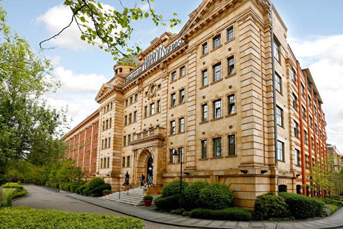 3 Bedroom Apartment To Rent In Harrods Village, Barnes, SW13