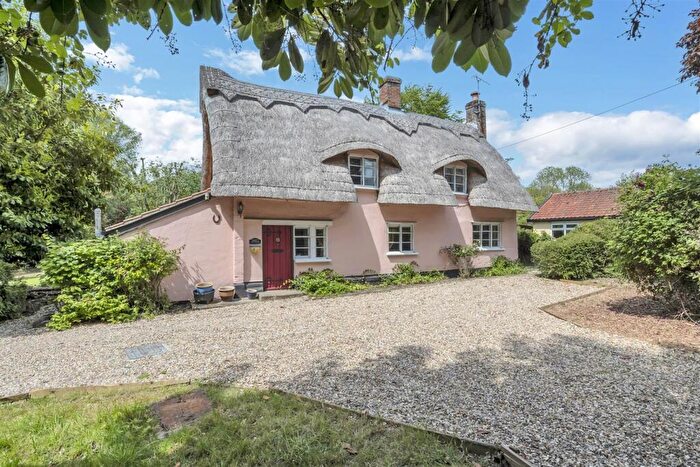 4 Bedroom Detached House For Sale In The Street, Badwell Ash, IP31