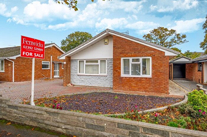 3 Bedroom Detached Bungalow For Sale In Stradbrook, Gosport, PO13