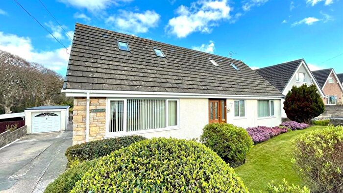 4 Bedroom Detached Bungalow For Sale In Hill View Road, Llanrhos, Llandudno, LL30