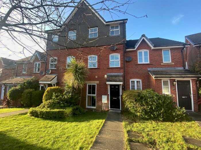 3 Bedroom Terraced House To Rent In New Bridge Gardens, Bury, BL9