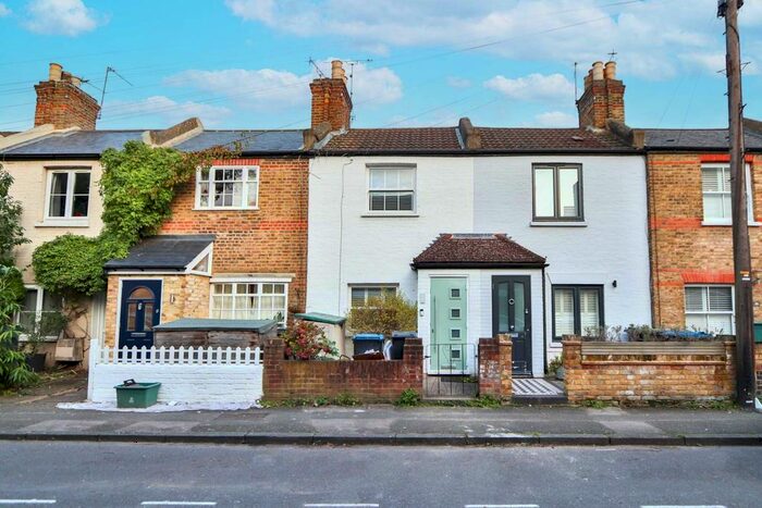 2 Bedroom Terraced House To Rent In York Road, Kingston Upon Thames, KT2