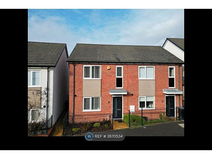 3 Bedroom Semi Detached House To Rent In Baker Street, Rugby, CV21