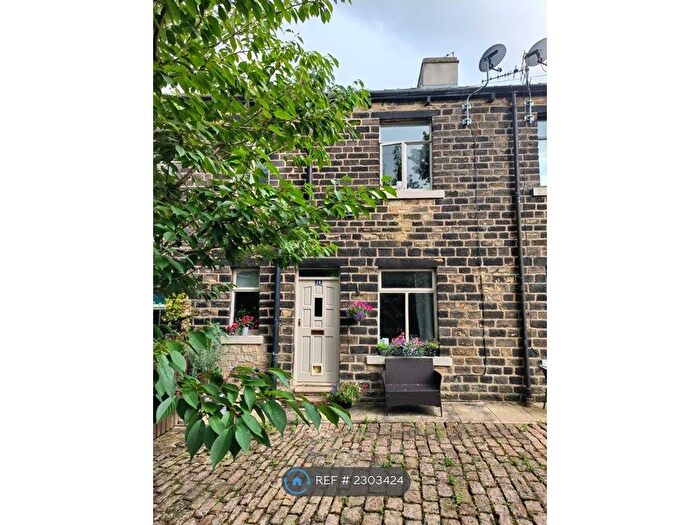 2 Bedroom Terraced House To Rent In Oliver Lane, Huddersfield, HD7