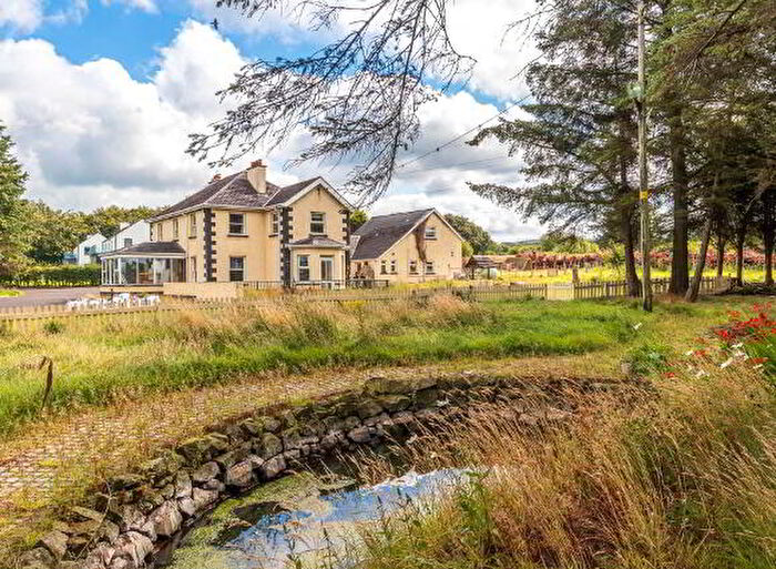 4 Bedroom Detached House For Sale In Lisglass Road, Ballyclare, BT39
