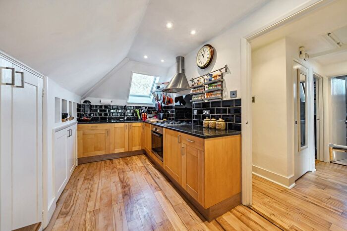 2 Bedroom Flat For Sale In Glenluce Road, London, SE3
