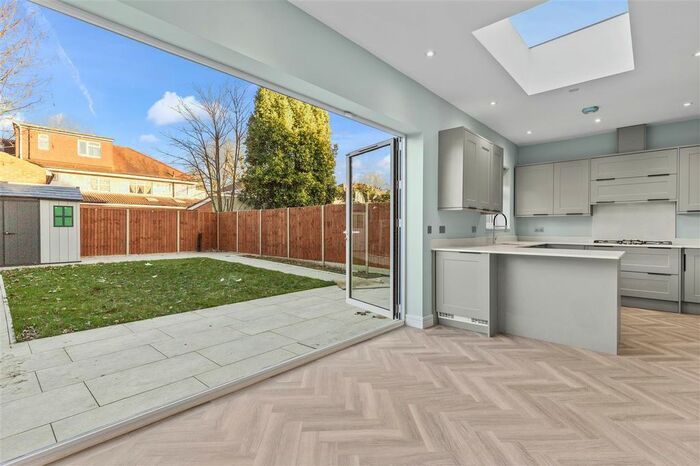 6 Bedroom Semi-Detached House To Rent In Southdown Avenue, London, W7