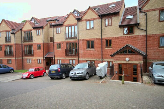 1 Bedroom Flat To Rent In The Dale, Headington, Oxford, OX3