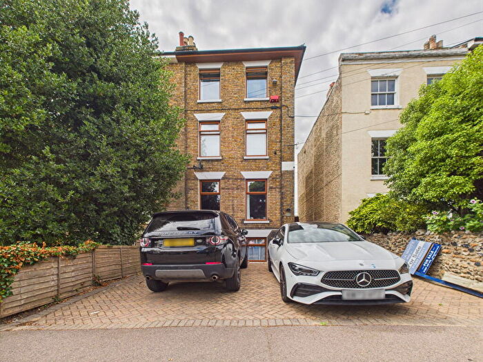 6 Bedroom Semi-Detached House For Sale In Grange Road, Ramsgate, CT11