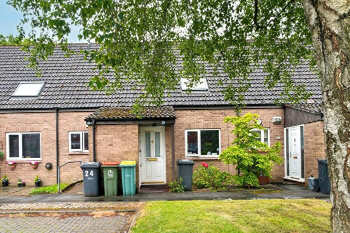 1 Bedroom Flat For Sale In Sylvancroft, Ingol, Preston, Lancashire, PR2