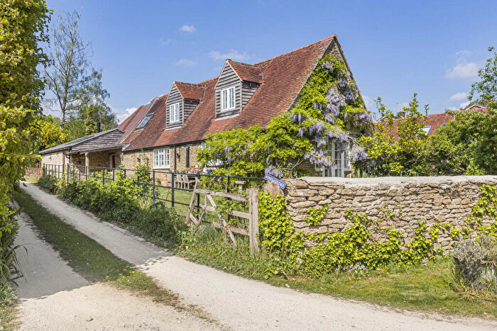 4 Bedroom Cottage For Sale In Off Abingdon Road, Kingston Bagpuize, OX13