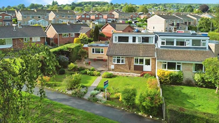 3 Bedroom Semi-Detached Bungalow For Sale In The Stirrup, Cashes Green, Stroud, GL5