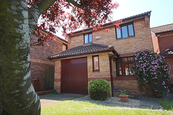 3 Bedroom Detached House To Rent In Erskine Road, Broxburn, EH52