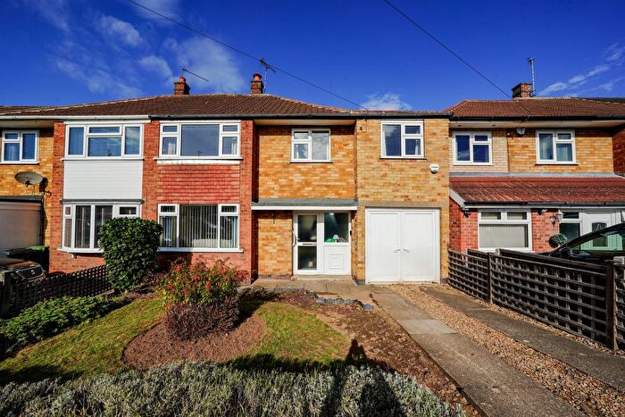 4 Bedroom Semi-Detached House For Sale In Humberstone Lane, Thurmaston, Leicester, Leicestershire, LE4