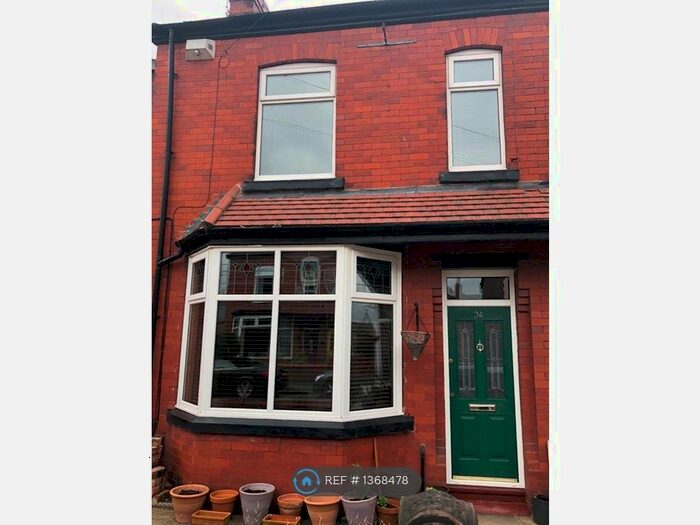 3 Bedroom End Of Terrace House To Rent In Belmont Road, Sale, M33