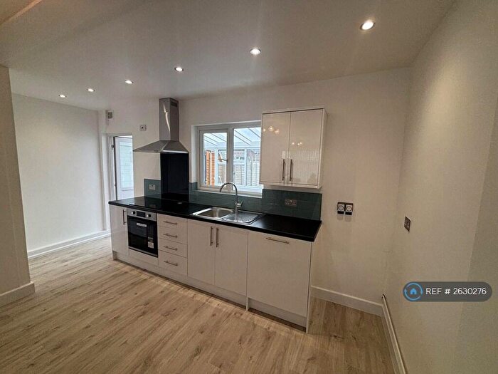 3 Bedroom Terraced House To Rent In Farren Road, Coventry, CV2