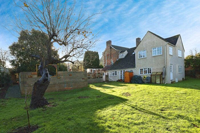 4 Bedroom Detached House For Sale In Dauntsey Wharf, Dauntsey Lock, Chippenham, SN15