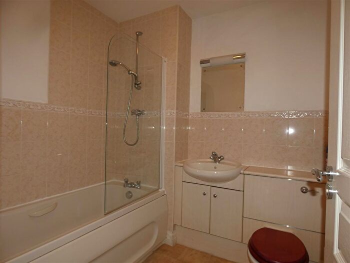 1 Bedroom Flat To Rent In The Wills Building, Wills Oval, Wills Mews, NE7