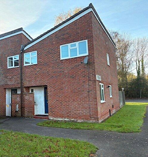 3 Bedroom Terraced House To Rent In Kelvin Close, Arborfield, Reading, RG2